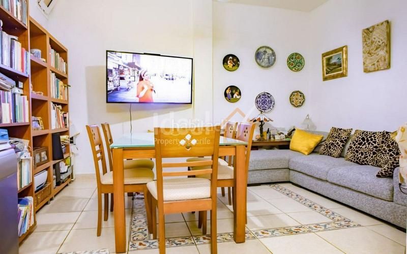 Foto 9bdc0648-eac5-4424-bf24-8f73b2e8dd24. Semi detached house in Costa del Silencio Arona