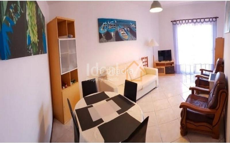 Foto e5cdef2f-5a4c-433c-82ab-fad4eff96a42. Maison dans Buzanada Arona