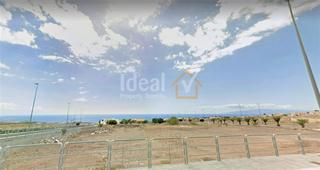Terreny residencial a La Caleta. Parcela para una villa de lujo en costa adeje