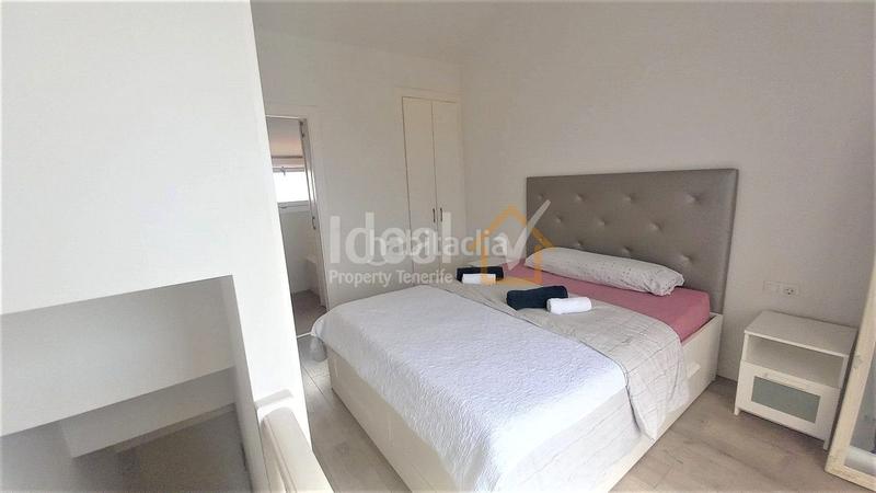 Foto ead04873-bd72-49fe-9c4b-9b52a877eb2b. Piccolo appartamento con piscina in Playa de las Américas Arona