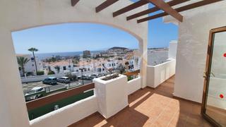Àtic a Rodeo 9. Ático apartamento de 2 dormitorios  los cristianos  tenerife
