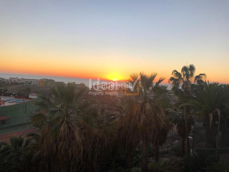 Foto aa1b0bc7-42d0-4d1e-a273-5d0d88fd9ee6. Dúplex apartamento duplex con licencia vv en el complejo atalaya court en Adeje