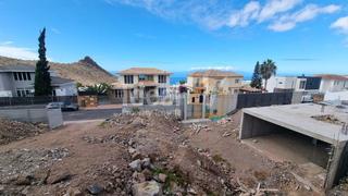 Terreny residencial a Torviscas Centro y Alto. Solar urbano de 580 m2 con licencia y proyecto para una villa mo