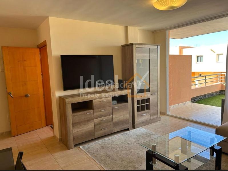 Foto 1cca94e2-4693-44ab-a676-c8d44e8be958. Casa a schiera in Playa Fañabé Alto Adeje