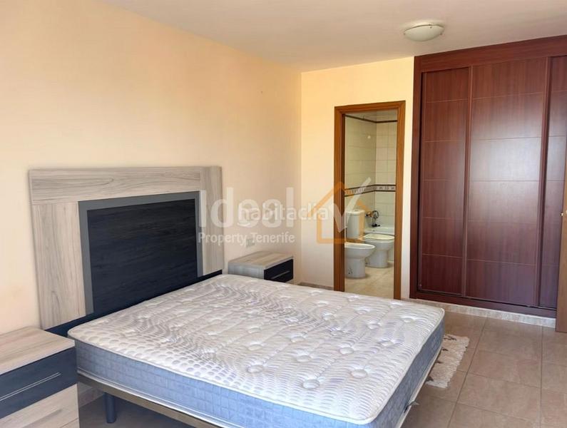 Foto 5e1fca12-8626-457f-86b5-402379cf615f. Casa a schiera in Playa Fañabé Alto Adeje