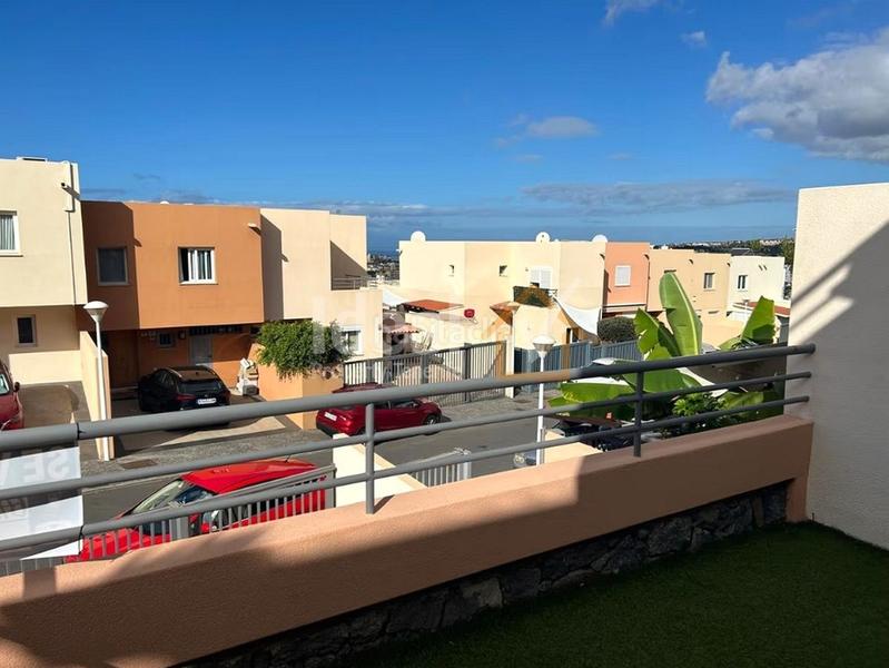 Foto af5d0d95-06c3-4866-9cff-a321532aab31. Casa a schiera in Playa Fañabé Alto Adeje