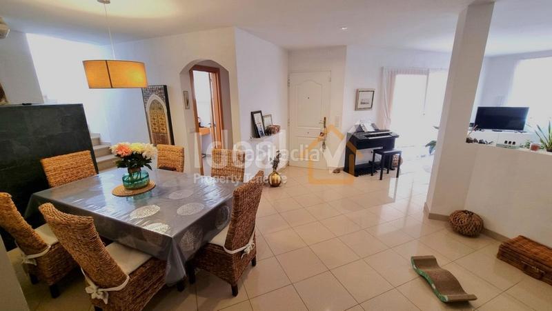 Foto 0221884e-e4a2-4c58-9336-88df492fcced. Casa in La Camella Arona