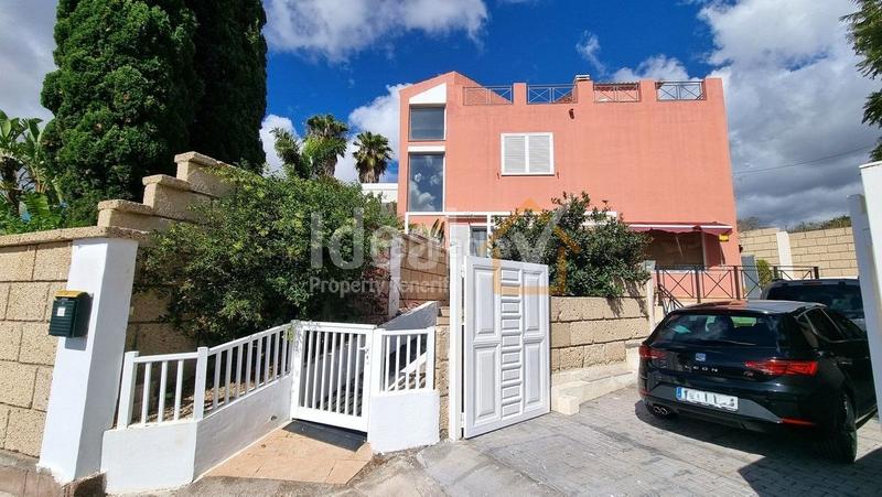 Foto 026bee87-737c-40cb-ac18-940756cd847a. Casa in La Camella Arona