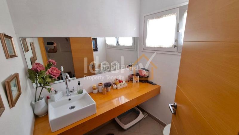 Foto 7b03d596-eafc-4774-8904-4ca28c566cae. Casa in La Camella Arona