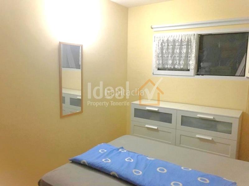 Foto 8bd00cc9-466f-486d-a87d-0a0b96412559. Casa in La Camella Arona