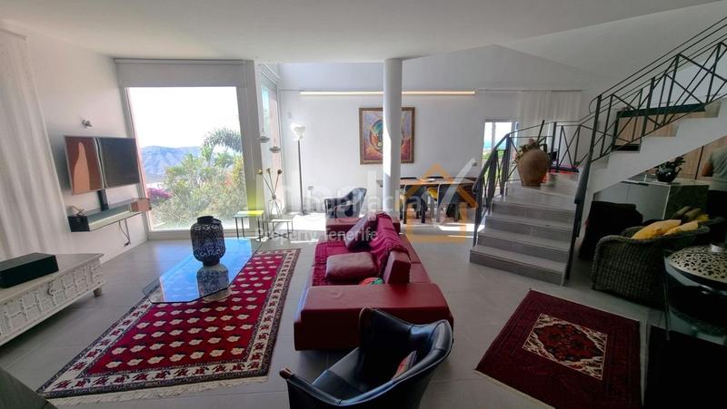 Foto a56fb076-8acb-461e-acc9-cdfba0f8d155. Casa in La Camella Arona