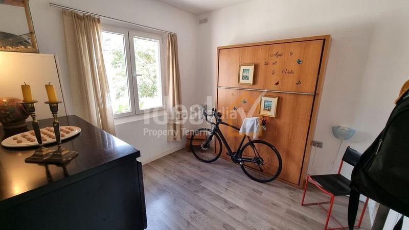 Foto a8330288-6bfc-4e28-b151-1887fc2e8b74. Casa in La Camella Arona