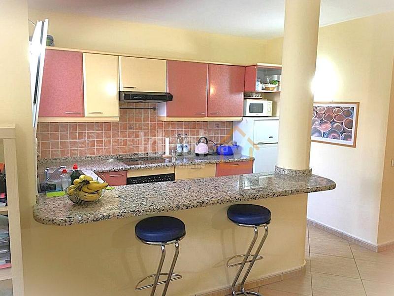 Foto f99b9e7f-2063-4477-9601-51f08b57412b. Casa in La Camella Arona