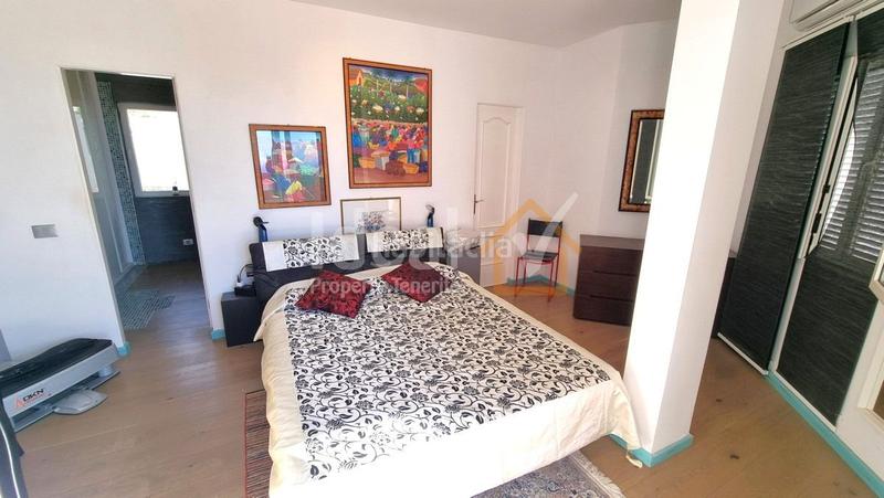 Foto fb4cf674-046d-4c93-8d87-dc4932ad9d54. Casa in La Camella Arona