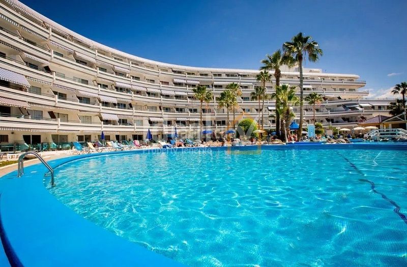 Foto f03c7f78-ac69-47e5-b4d7-62f44045433f. Apartament amb piscina a San Eugenio Bajo Adeje