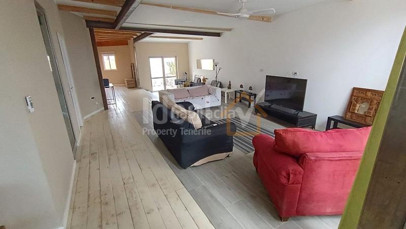 Foto af7c3fe1-fd7a-47f8-8d5c-092e9970f44d. Casa chalet independiente . en La Camella Arona