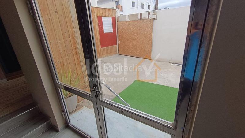 Foto d15288ec-878d-4203-a25b-eaf653b51131. Casa chalet independiente . en La Camella Arona