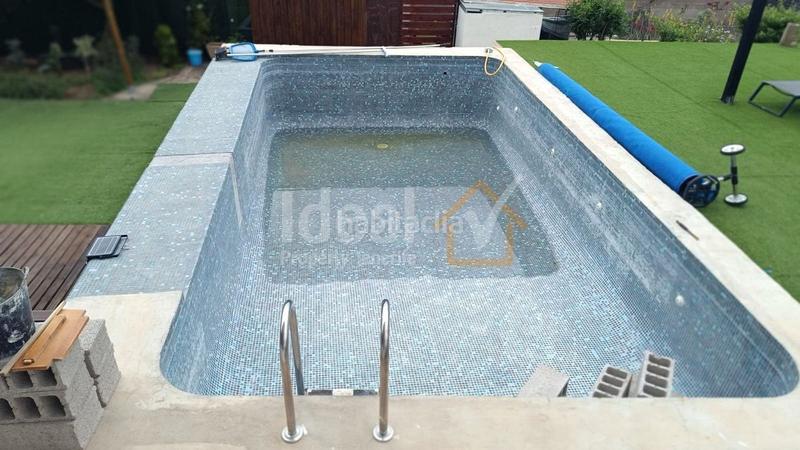 Foto ffbaa428-1731-464b-b513-194a771b254b. Casa chalet independiente . en La Camella Arona