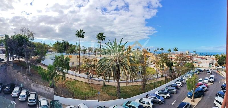 Foto 8b8c4b6f-47b1-4b63-82a5-50c7e7f5bc89. Apartament amb piscina a Playa de las Américas Adeje