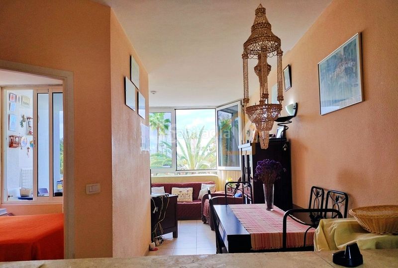 Foto a5251f83-4854-41ec-b2a5-0012db47cc40. Apartament amb piscina a Playa de las Américas Adeje