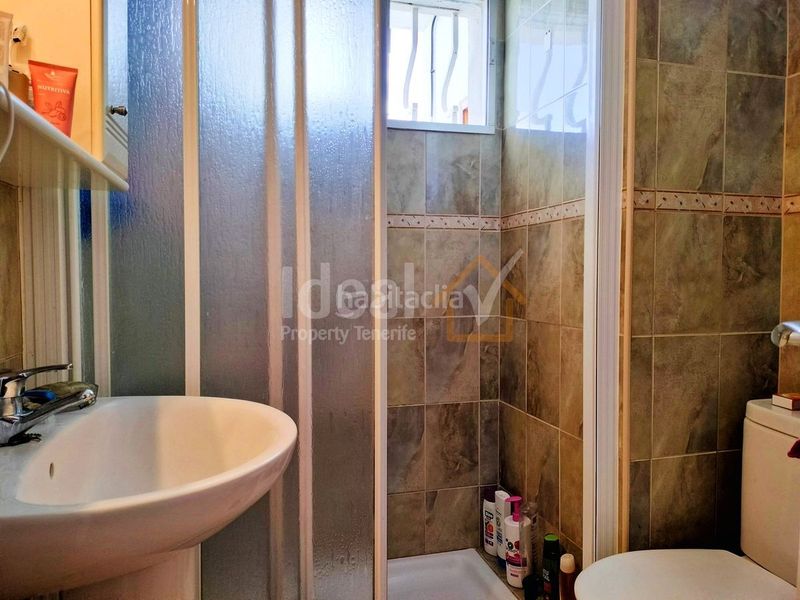 Foto fd267da6-34d4-48c0-8f47-5aaea379bd29. Apartament amb piscina a Playa de las Américas Adeje