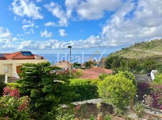 Casa a Sauzal (El). Chalet independiente de 3 dormitorios con jardín privado y fantá