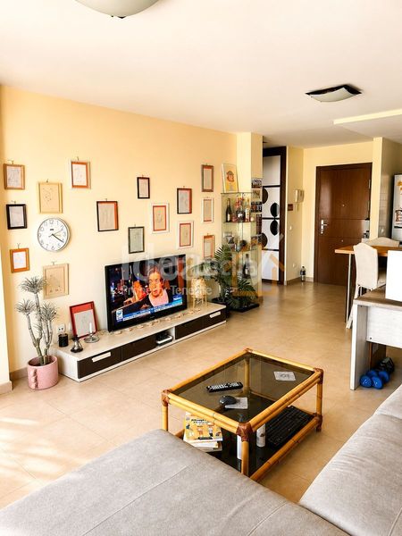 Foto 1716f8b0-49fa-4c73-a8ab-d21228b35323. Apartament amb piscina a Palm - Mar Arona