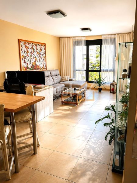 Foto 696a8232-7b08-482d-a727-935a9a61f5ea. Apartament amb piscina a Palm - Mar Arona