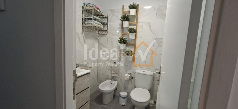 Foto 919630f4-c664-4233-a424-2a625834452c. Apartament amb piscina a Playa de las Américas Adeje