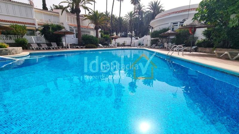 Foto 0e147d51-e00a-4aa4-8e89-24604e402cee. Reihenhaus mit pool in Playa de las Américas Adeje