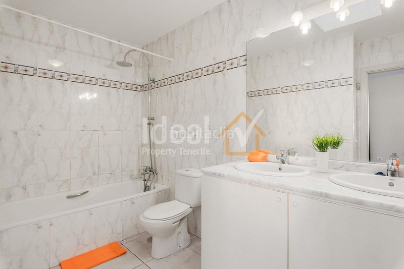 Foto 2f82fd12-6c5e-4b81-bdb0-8c49ac858884. Reihenhaus mit pool in Playa del Duque Adeje