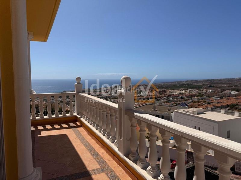 Foto 20d4d405-349d-4751-9f15-c6a4122c7958. Chalet avec parking piscine dans Torviscas Centro y Alto Adeje