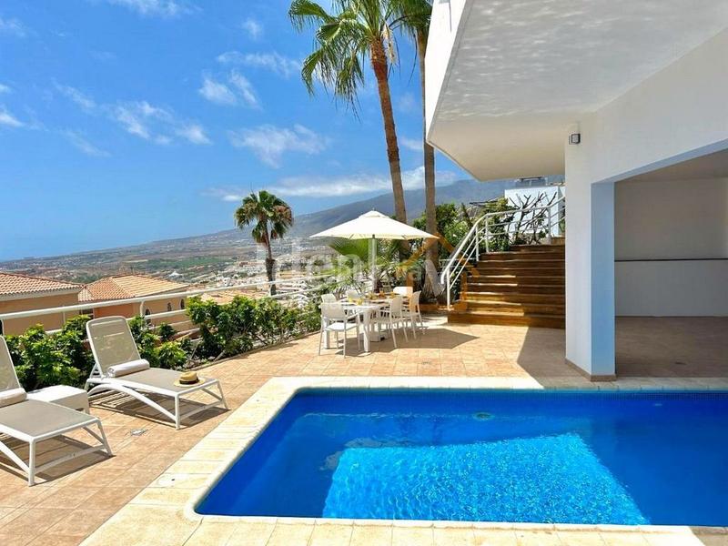 Foto 88cffc02-2427-4215-8a17-35ae87f55114. Chalet con piscina in La Caldera Adeje