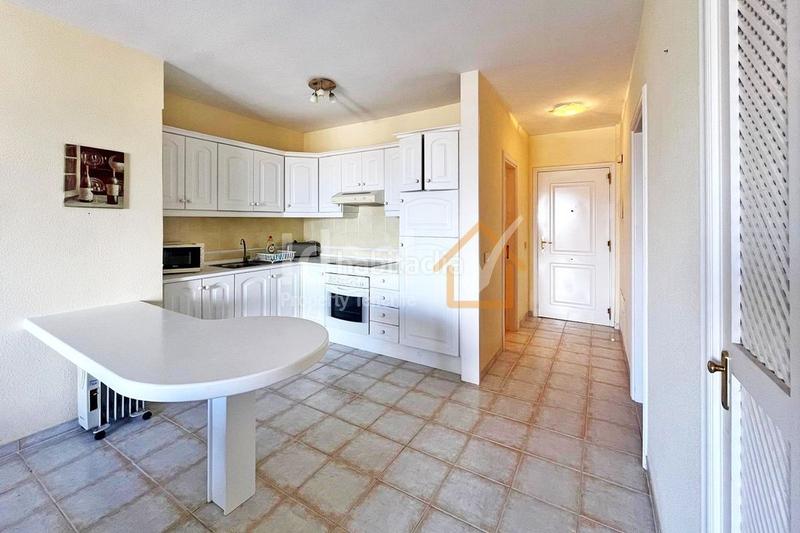 Foto 099ff841-f55f-423f-bf06-e9d2a6dde686. Apartament amb piscina a Torviscas Centro y Alto Adeje