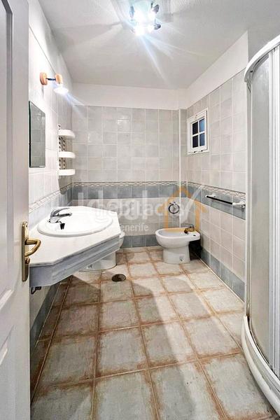 Foto 45eafdc8-b27f-4eee-ac38-9d7b99eecb20. Apartament amb piscina a Torviscas Centro y Alto Adeje