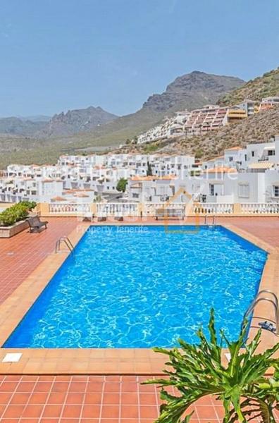 Foto bc289217-6600-4a8d-8a78-0974c10eed86. Apartament amb piscina a Torviscas Centro y Alto Adeje