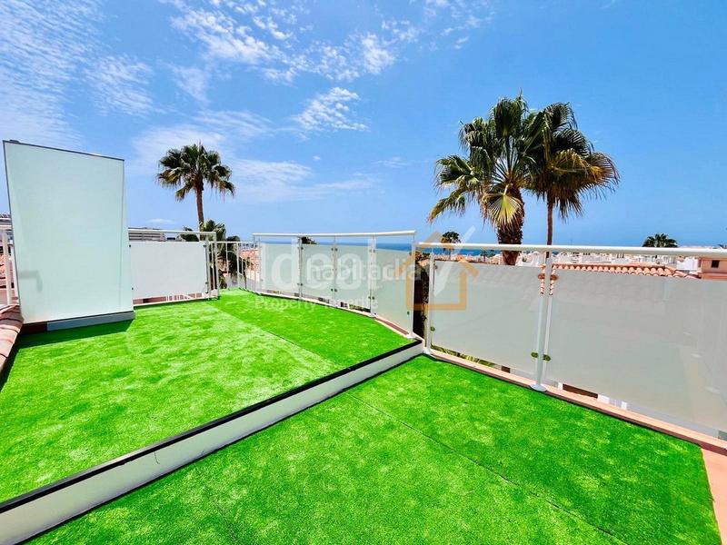 Foto 40cb6585-783a-4cf2-953d-1c8a088973b3. Apartment with pool in Playa de Fañabé Adeje