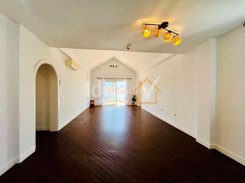 Foto 4e7782ea-46cf-40c5-95f6-3139c1bed034. Apartment with pool in Playa de Fañabé Adeje