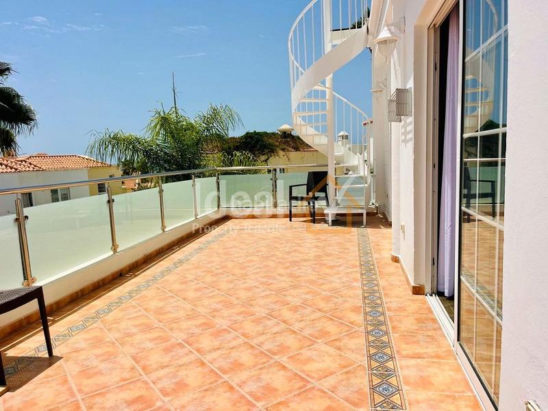 Foto 6579c130-3645-4462-8d79-c3067e13572a. Apartment with pool in Playa de Fañabé Adeje