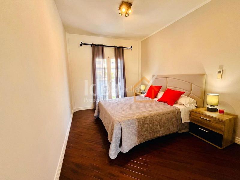 Foto c94663a3-0394-4404-9816-d53ad1497c25. Apartment with pool in Playa de Fañabé Adeje