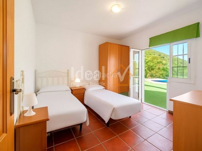 Foto c59ca294-373f-4f4a-981c-efbb6f7b7153. Casa amb piscina a La Esperanza - Llano del Moro Rosario (El)