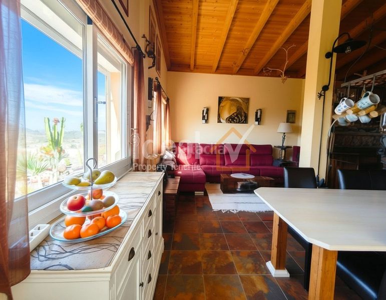 Foto a6d68f67-e436-4603-a695-2c516b97d769. Casa con riscaldamento in Vilaflor