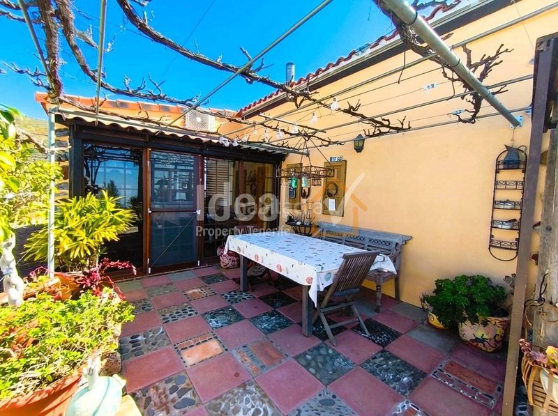 Foto b90a7ad6-2b8c-4fbd-992f-598fbb7b221d. Casa con riscaldamento in Vilaflor