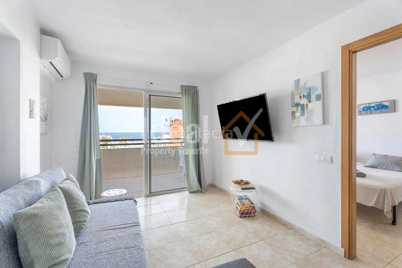 Foto 30666a43-d0e0-45ff-89ce-195bb28248fc. Apartament amb piscina a San Eugenio Bajo Adeje