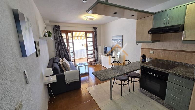 Foto cf980c7e-0bd1-461e-91e3-2b1a74063835. Apartament a San Eugenio Bajo Adeje