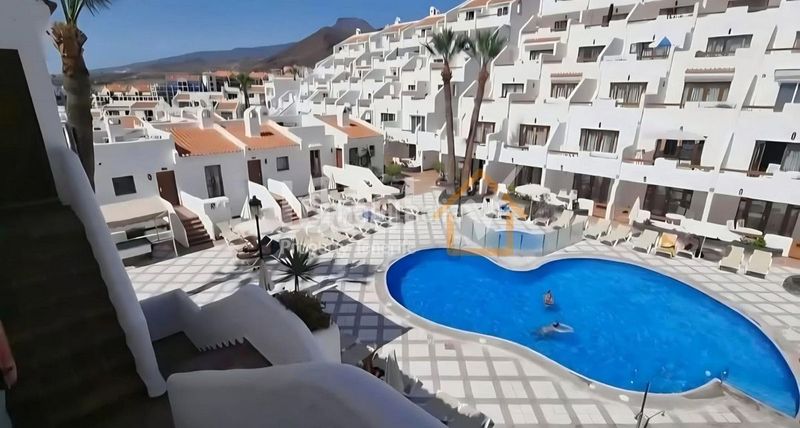 Foto b921603d-9d4e-46df-b177-48522f3e2db8. Estudi a rodeo 9 a Los Cristianos Arona