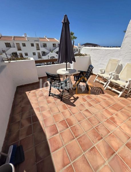 Foto ed92140c-0b87-49a9-971e-79d5e0f7e42d. Estudi a rodeo 9 a Los Cristianos Arona