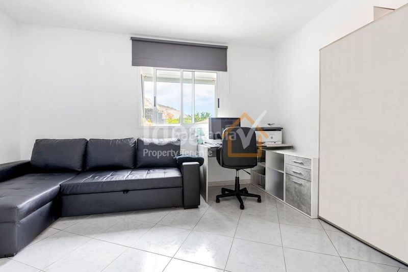 Foto e6eac423-0710-4f1a-b573-d981ba4b1992. Apartament amb aparcament piscina a Torviscas Centro y Alto Adeje