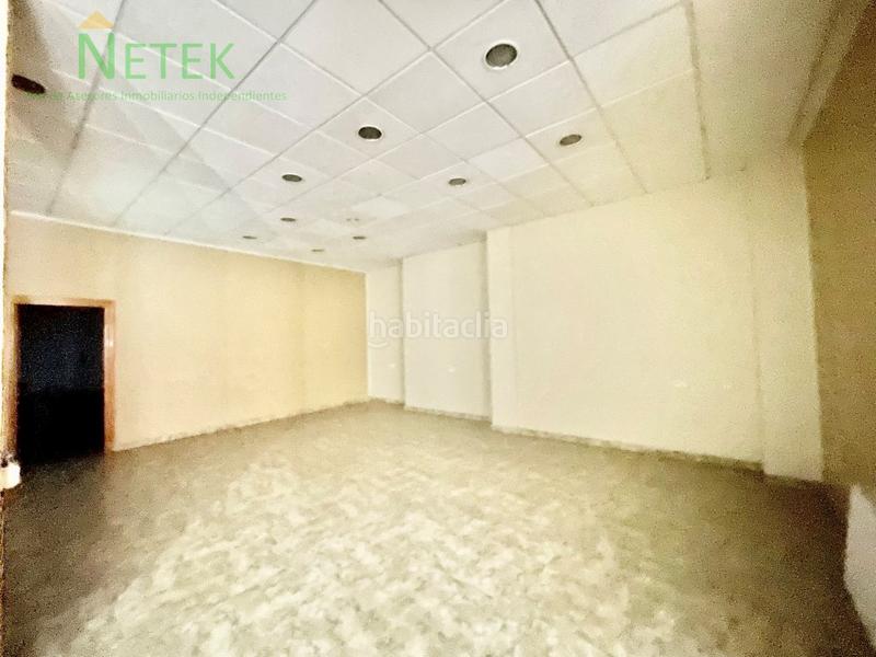 Foto fbe85995-b3cc-42e6-9c93-3e6fe7d7afbc. Local comercial a Santomera