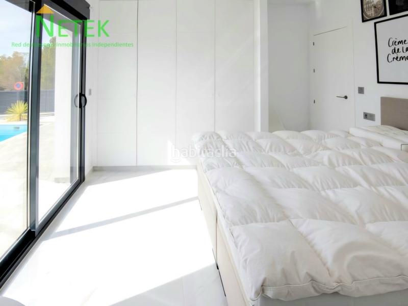 Foto 04c1054d-ad21-4ec8-a0f1-90acf37d43f0. Casa con parcheggio piscina in El Pinar de Campoverde Pilar de la Horadada